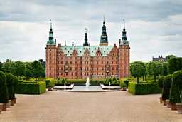Frederiksborg Castle Logo